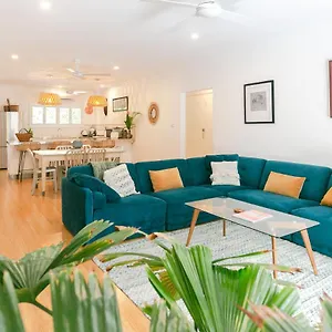 Apartment Wayfarer Apartment, In The Heart Of